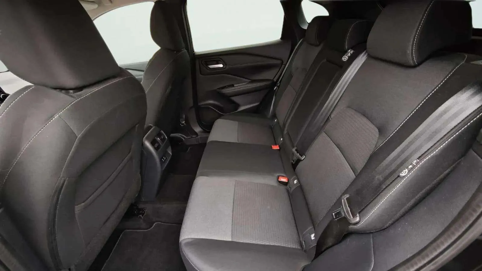Nissan Qashqai DIG-T N-Connecta - foto 23