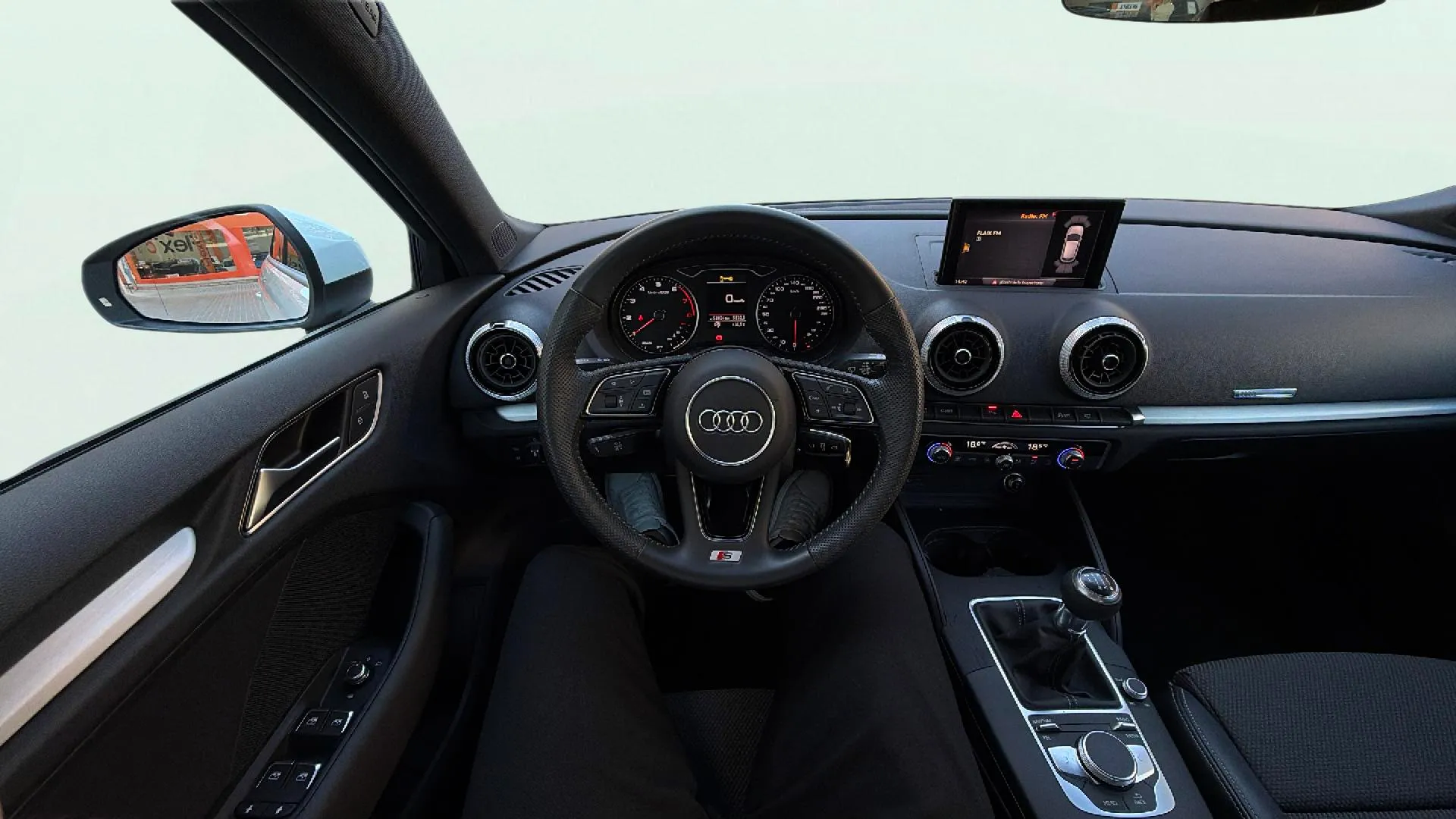 Audi A3 30 TFSI Sportback - foto 23