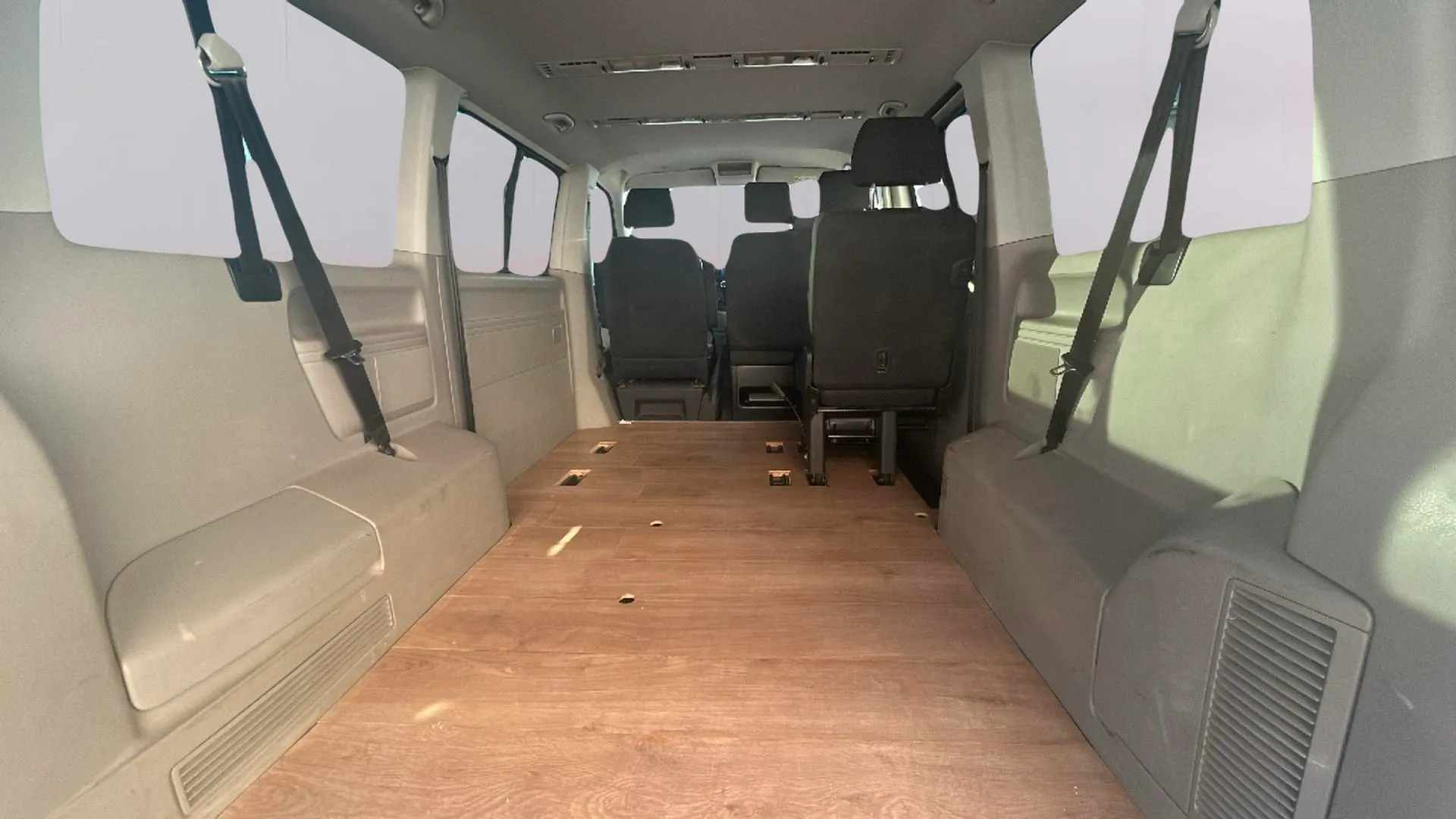 Volkswagen Caravelle Trendline Largo 2.0 TDI BMT - foto 20