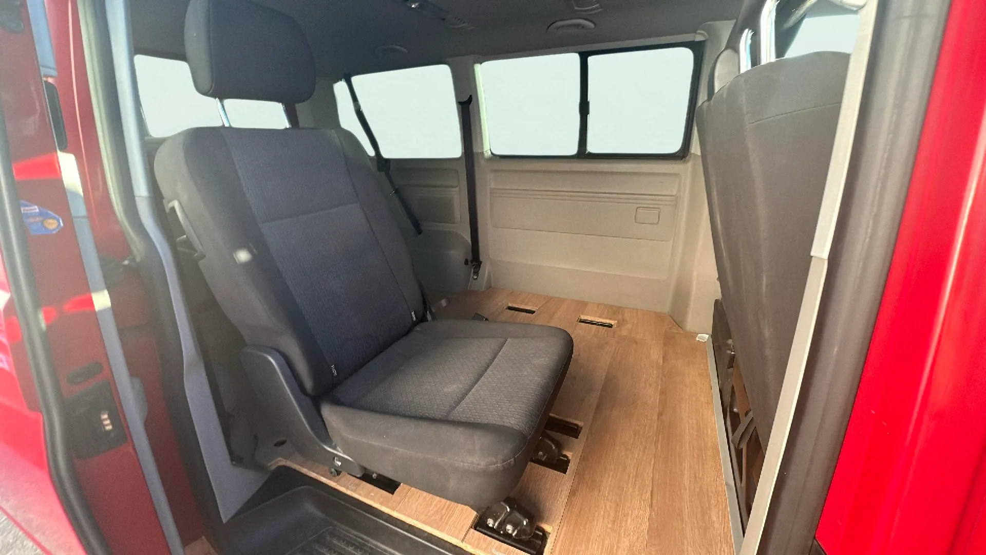 Volkswagen Caravelle Trendline Largo 2.0 TDI BMT - foto 18