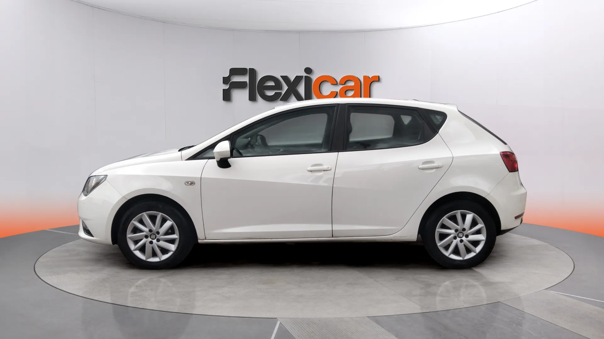 SEAT Ibiza 1.2 TSI Reference - foto 4