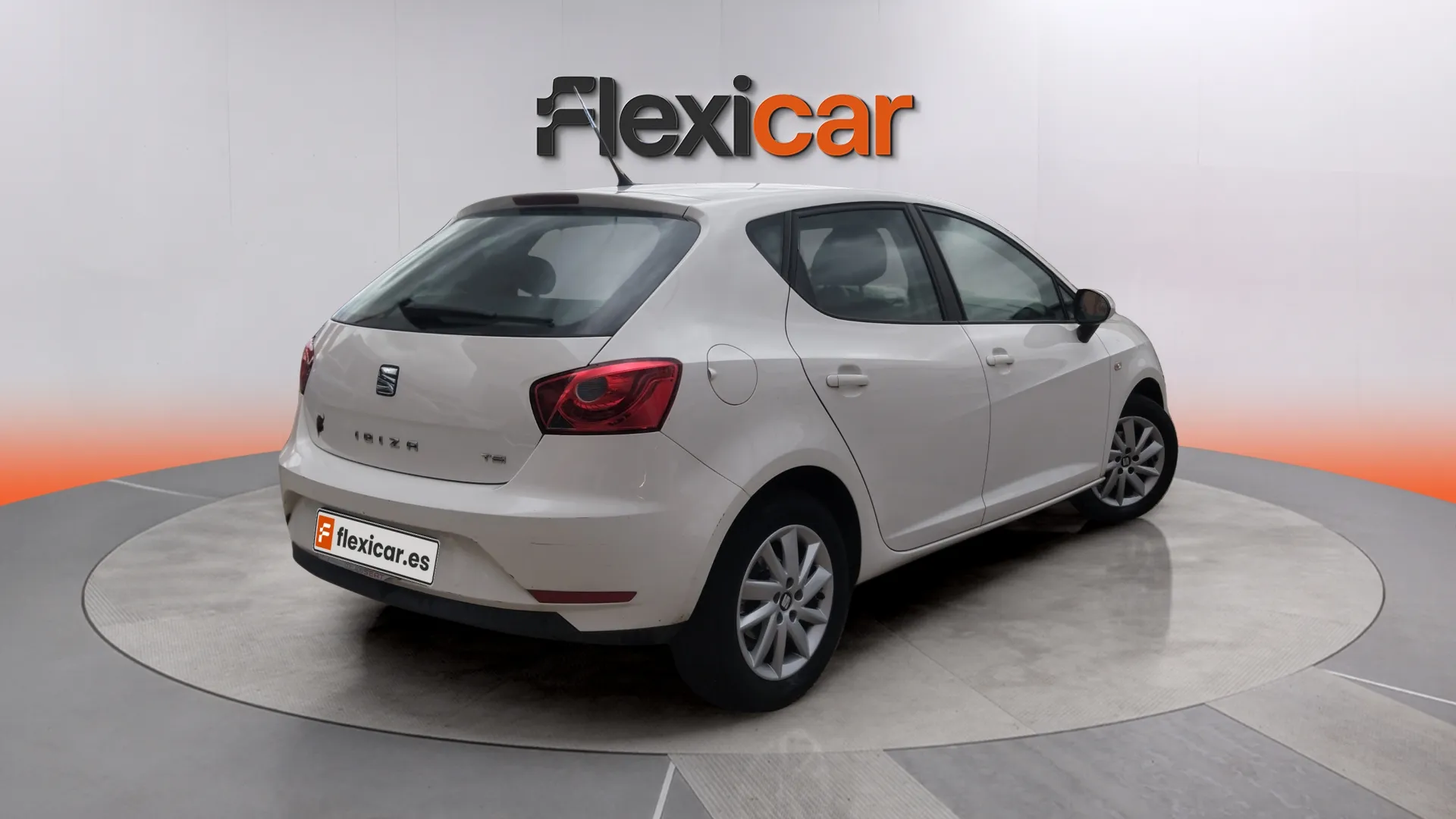 SEAT Ibiza 1.2 TSI Reference - foto 6