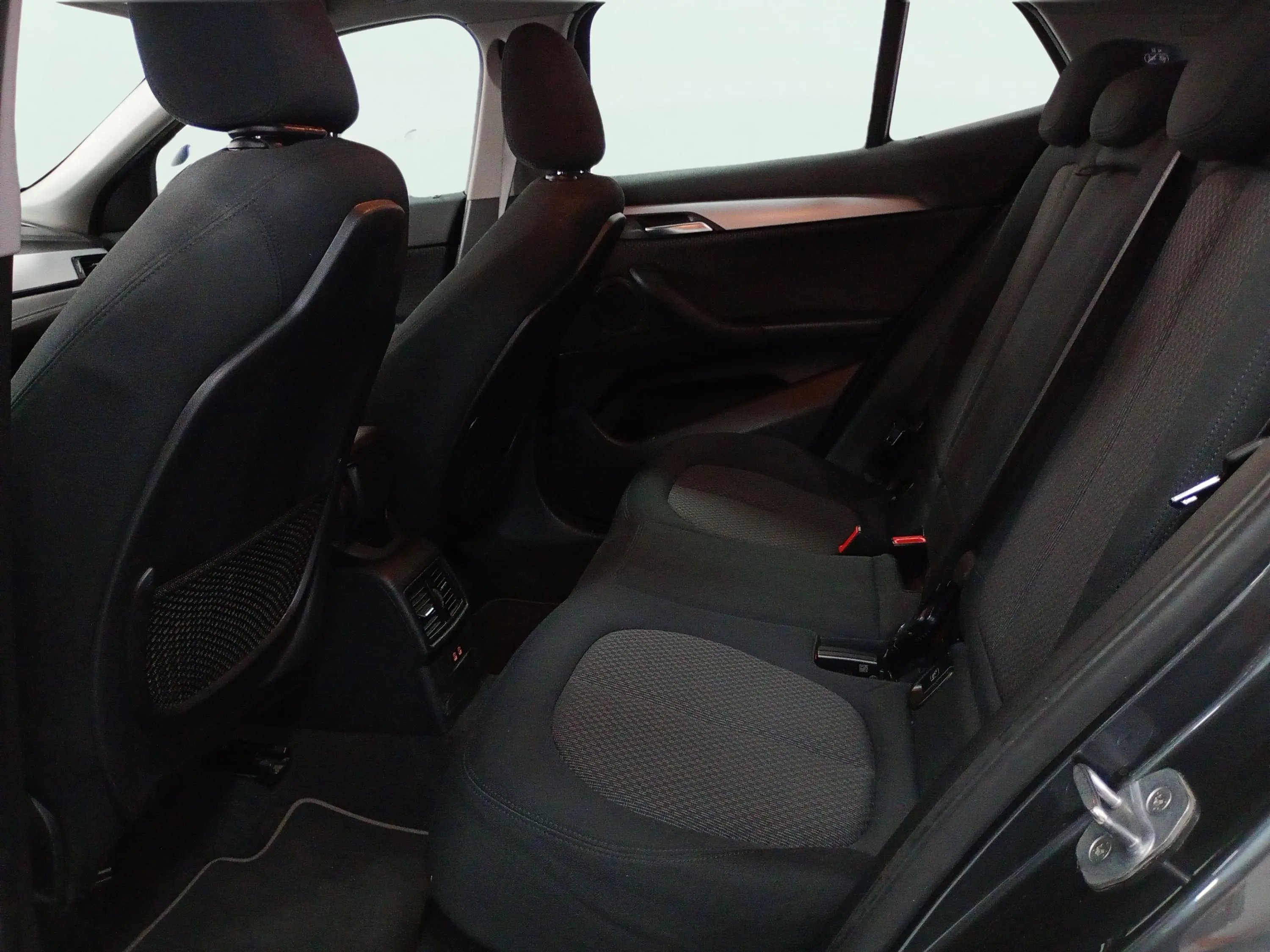 BMW X2 xDrive20dA - foto 12