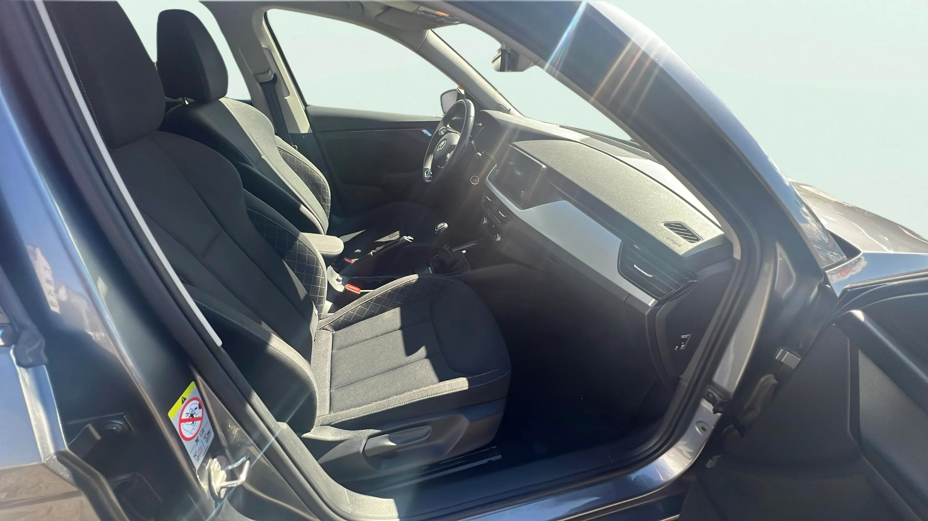 Škoda Kamiq 1.5 TSI Ambition - foto 15