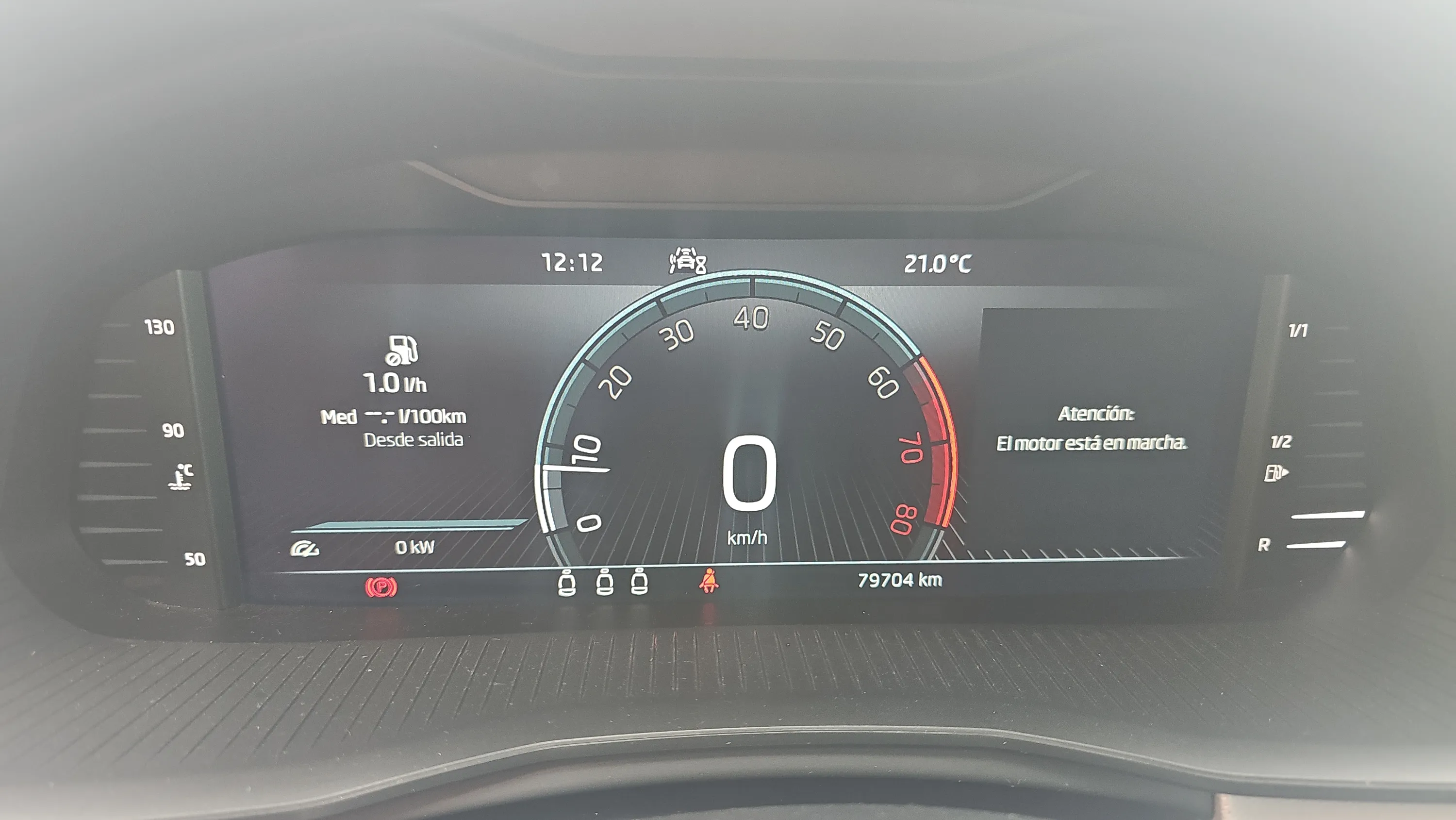 Škoda Kamiq 1.5 TSI DSG Ambition - foto 12