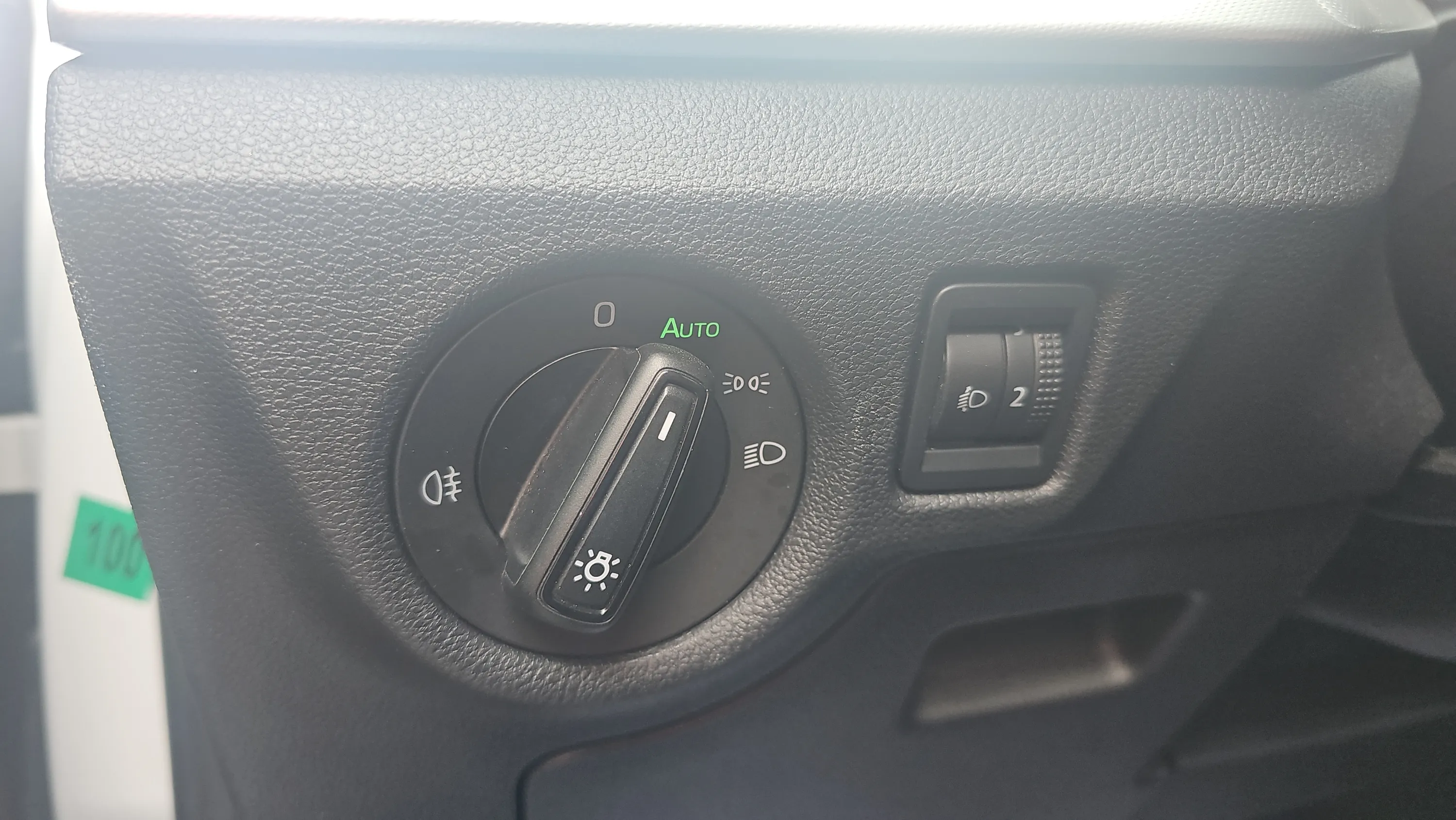 Škoda Kamiq 1.5 TSI DSG Ambition - foto 15