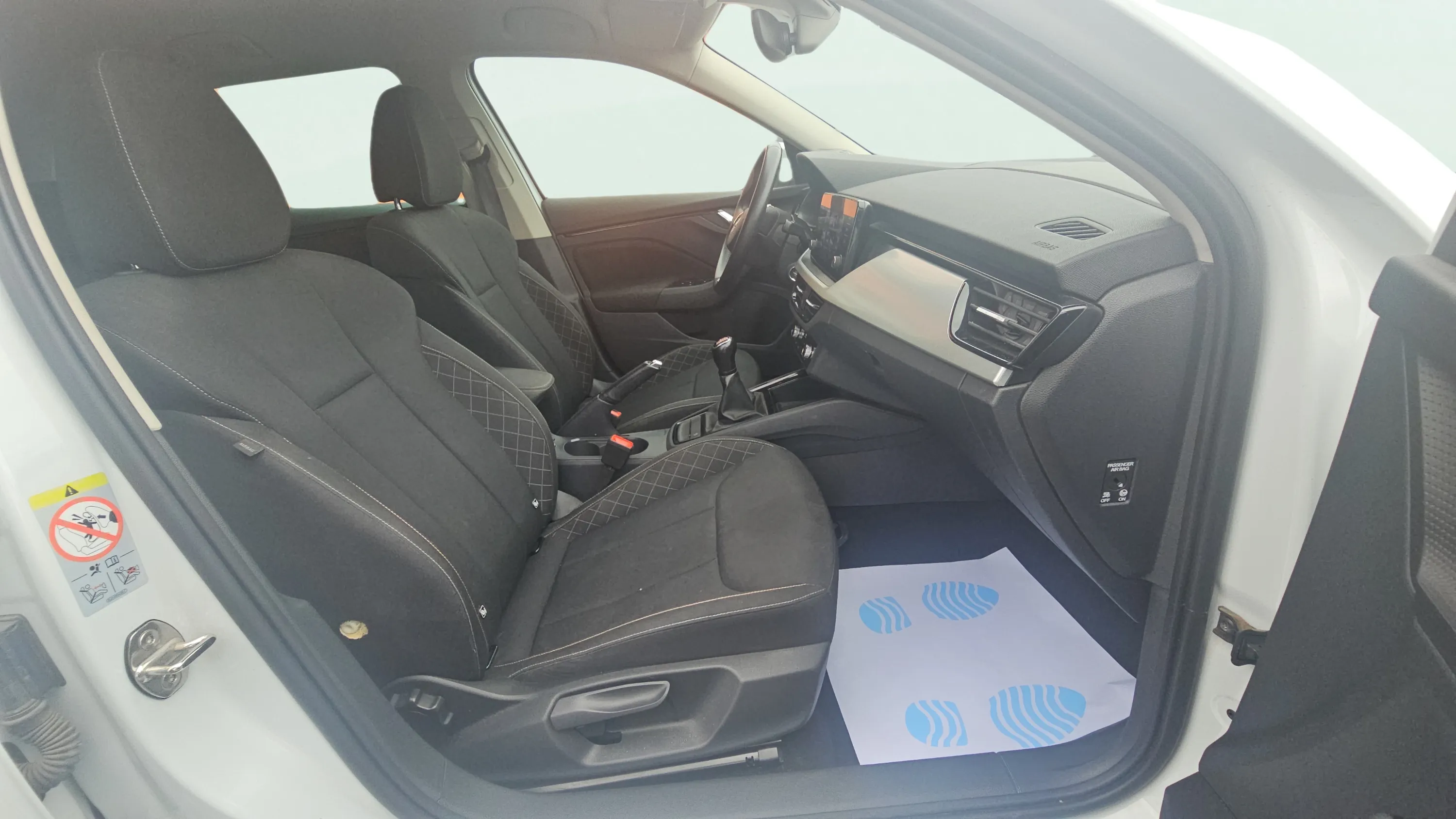 Škoda Kamiq 1.5 TSI DSG Ambition - foto 21