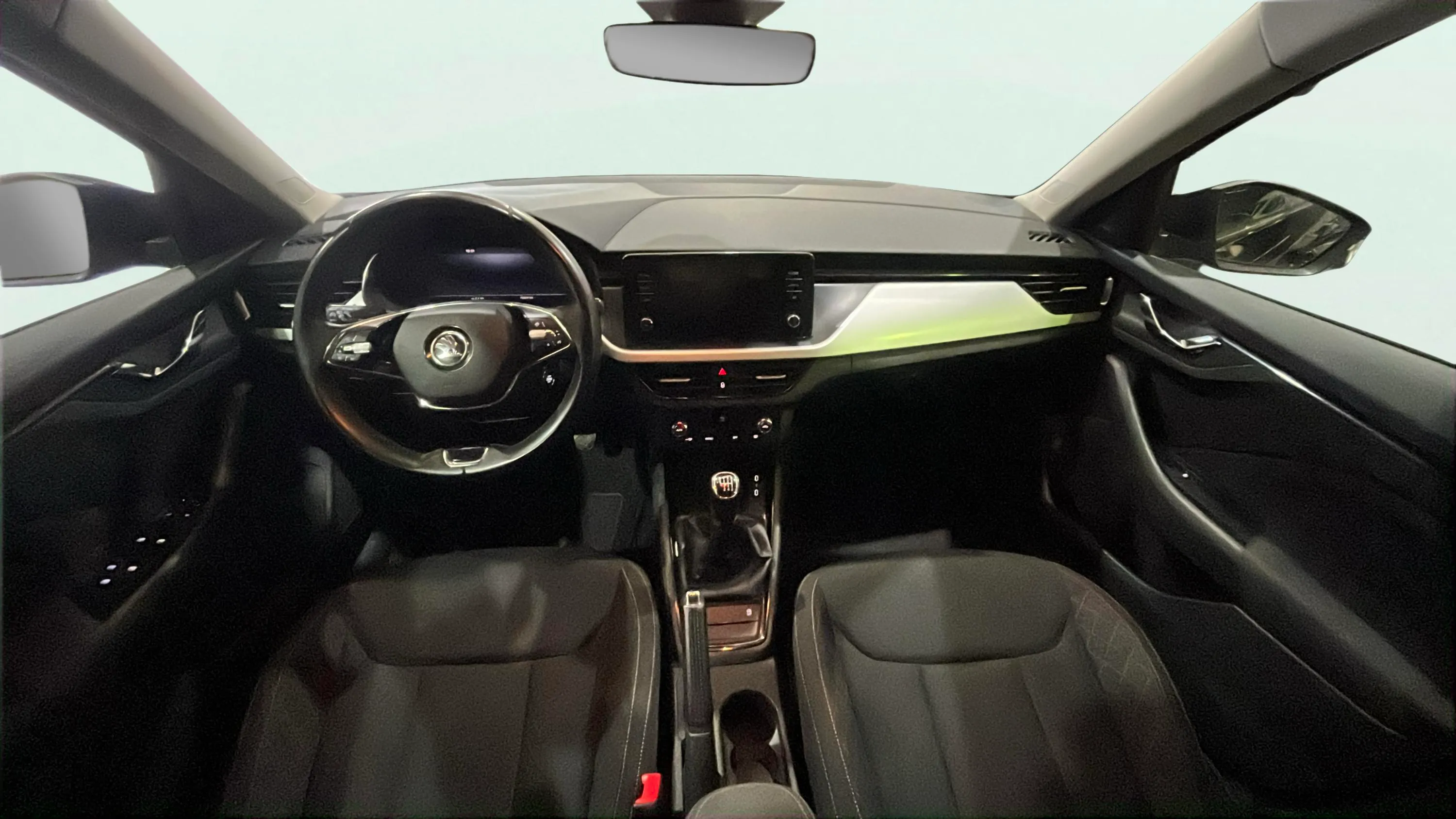 Škoda Kamiq 1.5 TSI DSG Ambition - foto 10