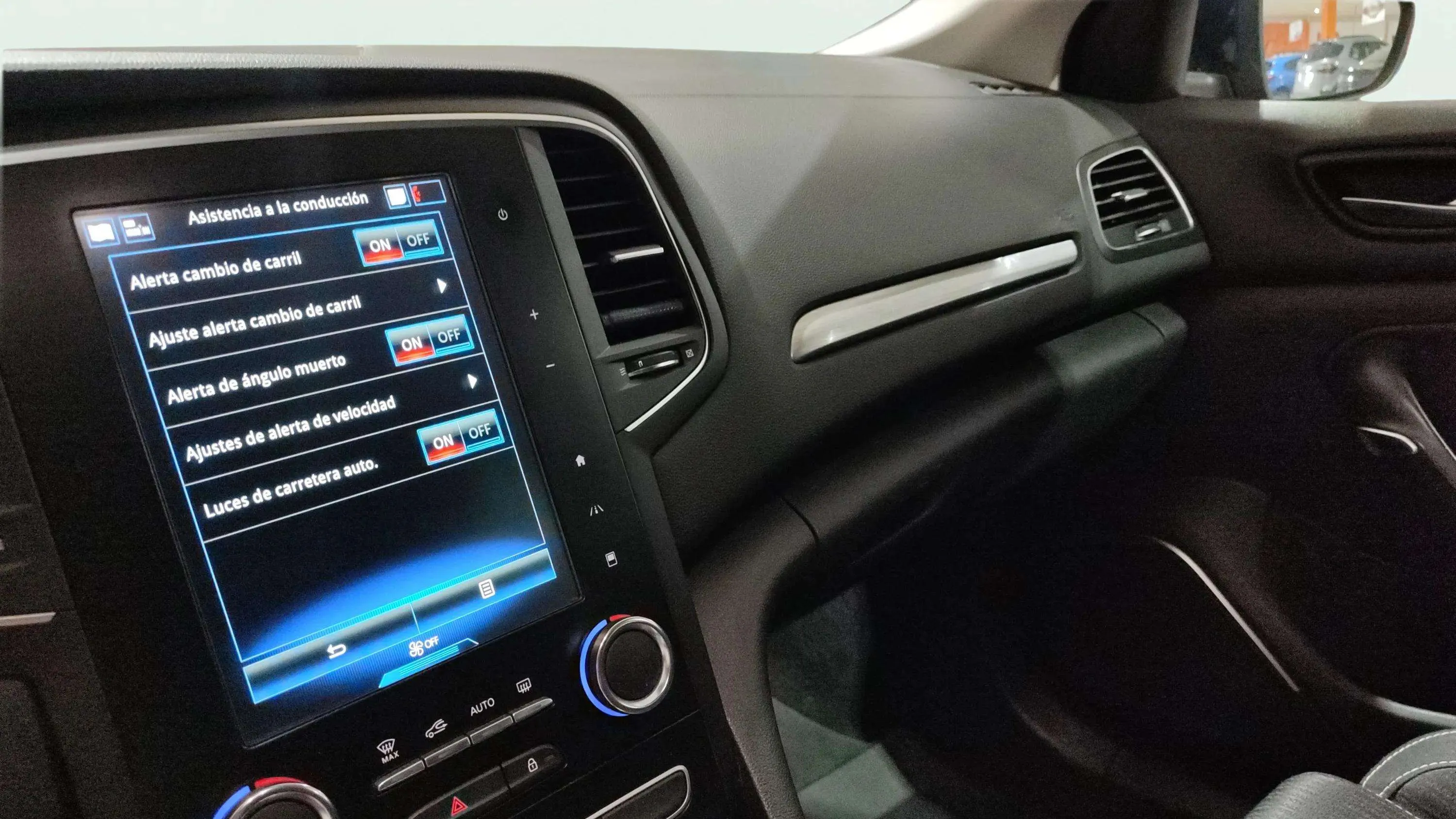 Renault Mégane Zen Energy TCe EDC - foto 8