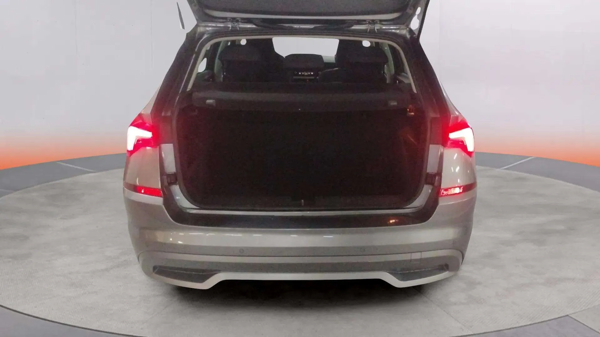 Škoda Kamiq 1.5 TSI DSG Ambition - foto 29