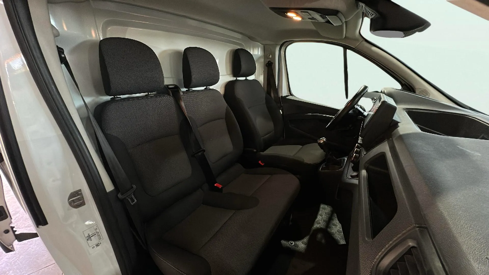 Renault Trafic D. Cabina L2 Blue dCi CUA - foto 16