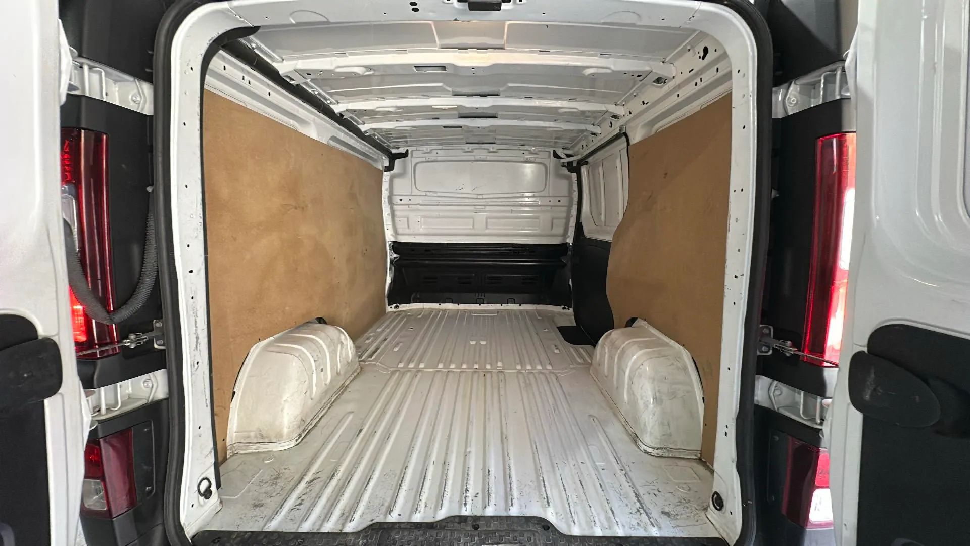 Renault Trafic D. Cabina L2 Blue dCi CUA - foto 22