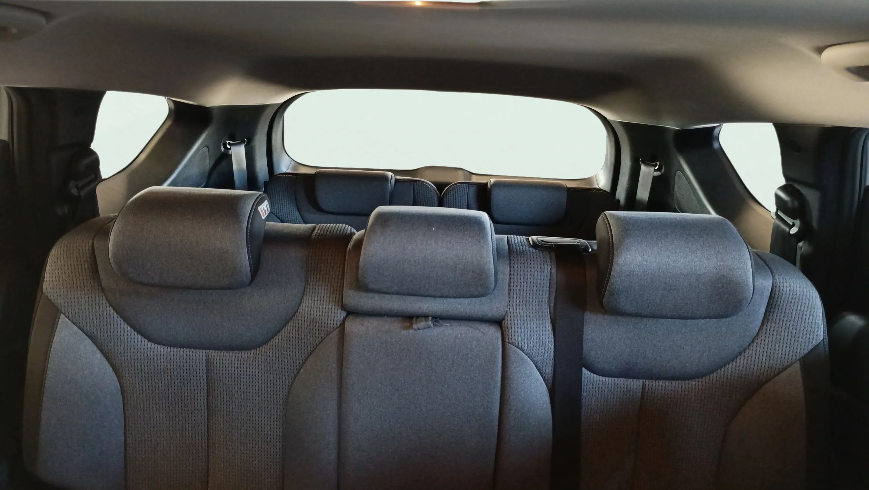 Hyundai Santa Fe 1.6 T-GDi HEV Klass 4x2 - foto 34