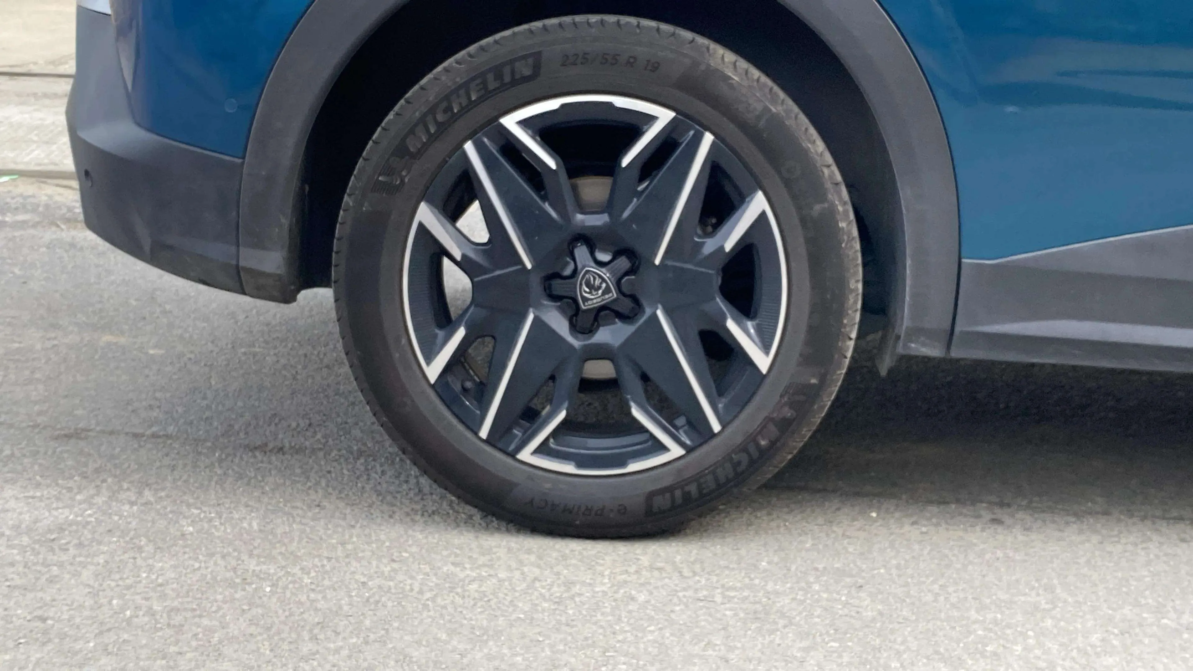 Peugeot 3008 1.2 Allure eDCS6 - foto 29