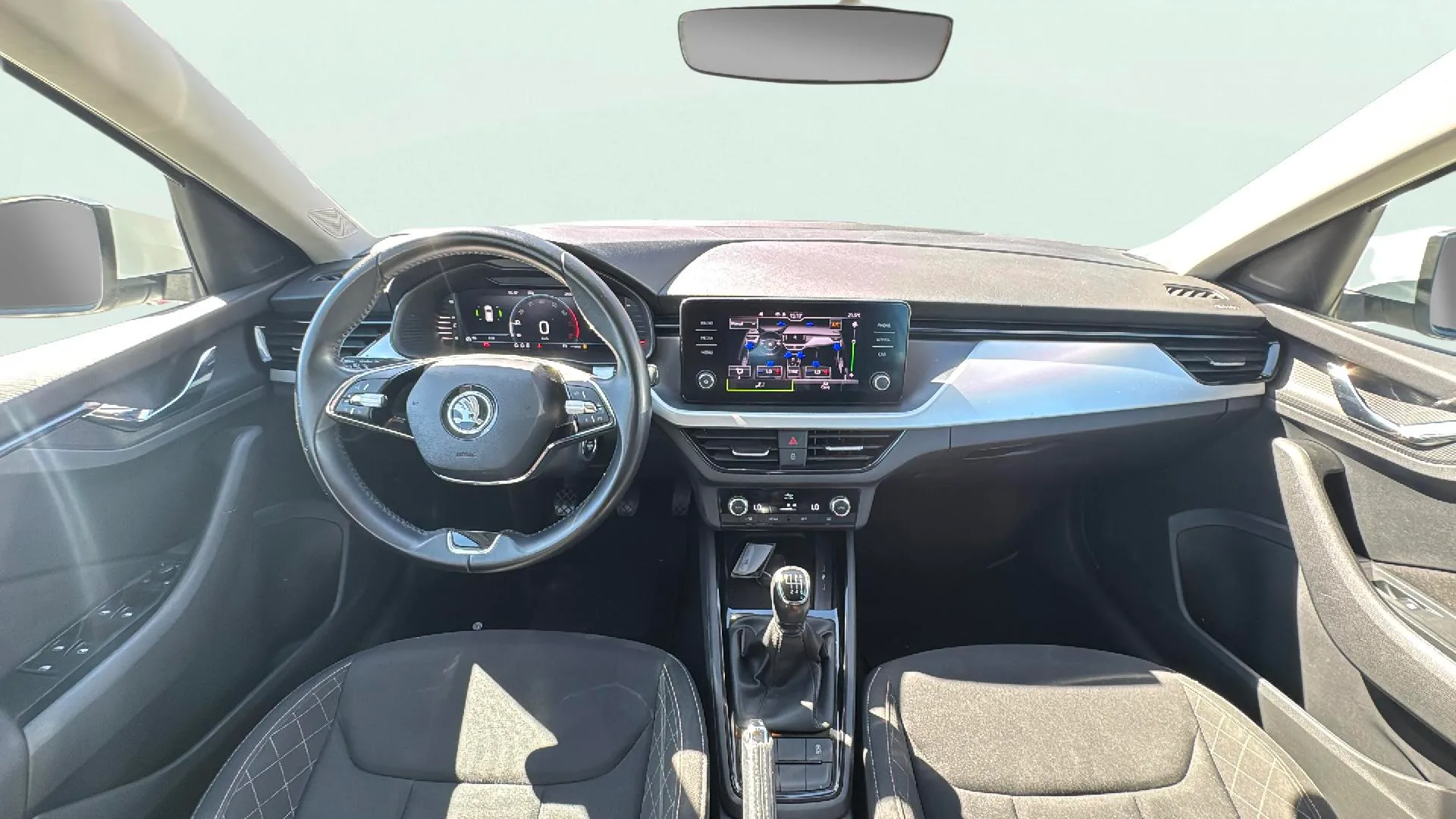 Škoda Kamiq 1.5 TSI Selection - foto 13