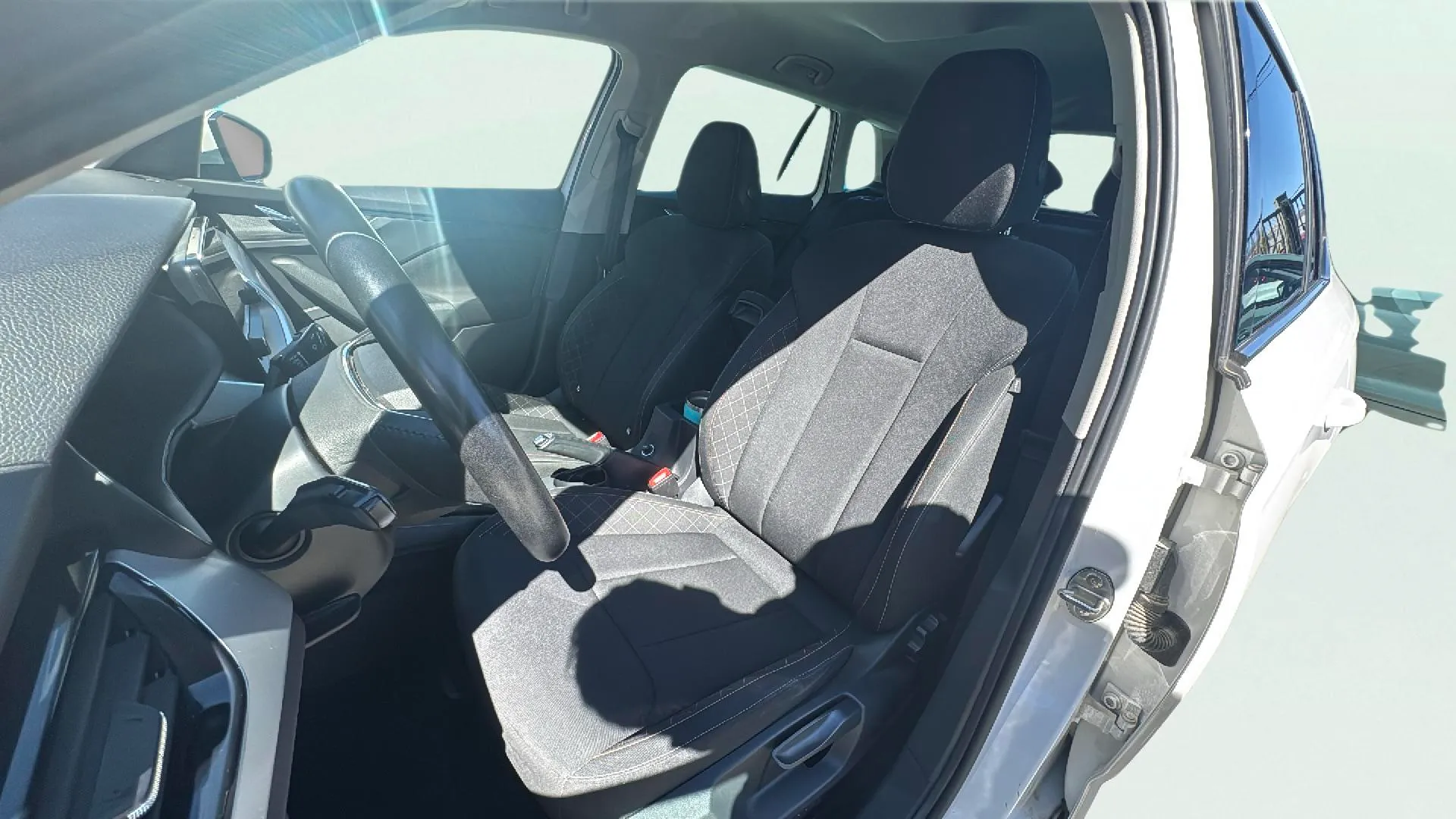 Škoda Kamiq 1.5 TSI Selection - foto 9