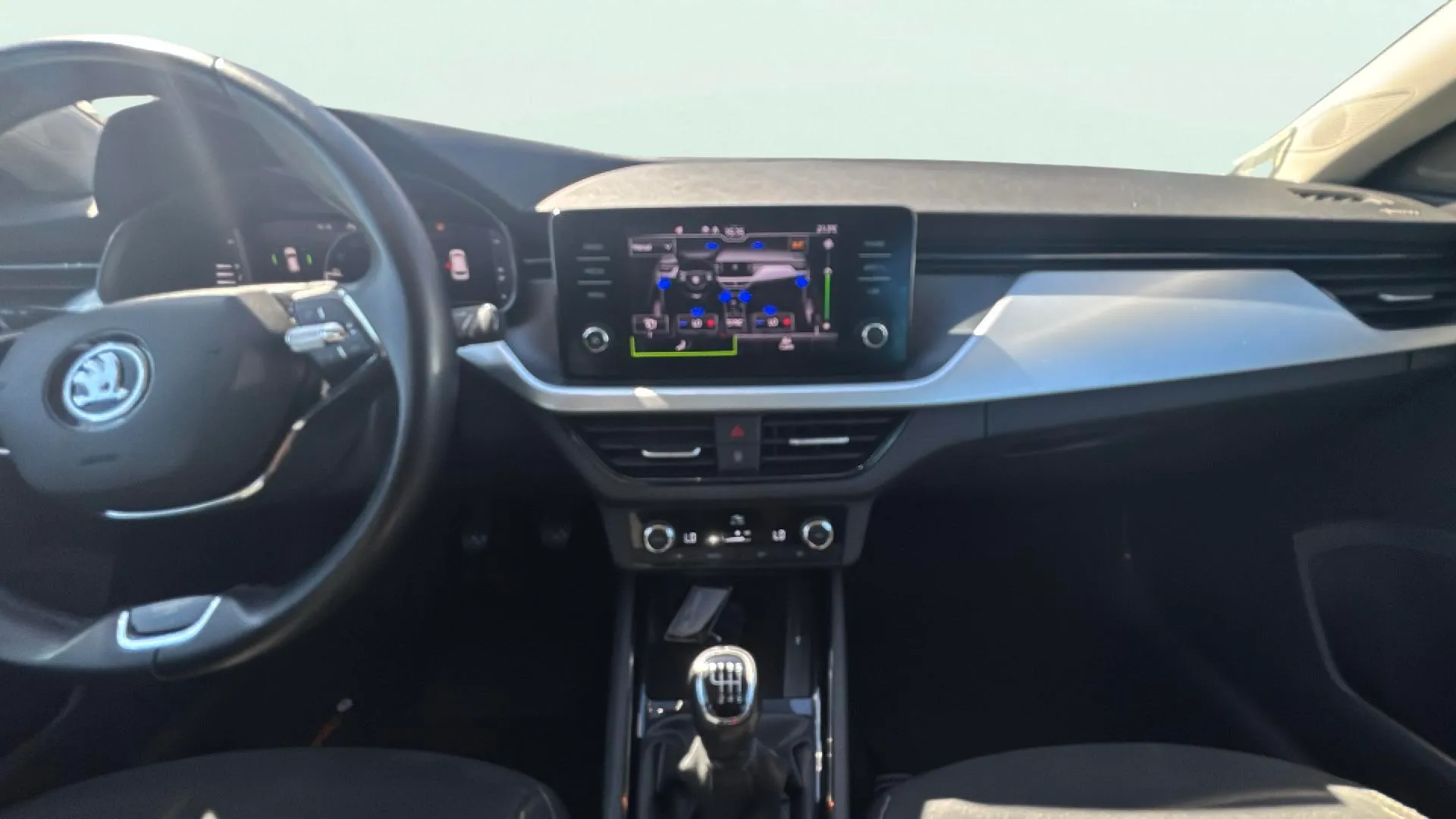 Škoda Kamiq 1.5 TSI Selection - foto 6
