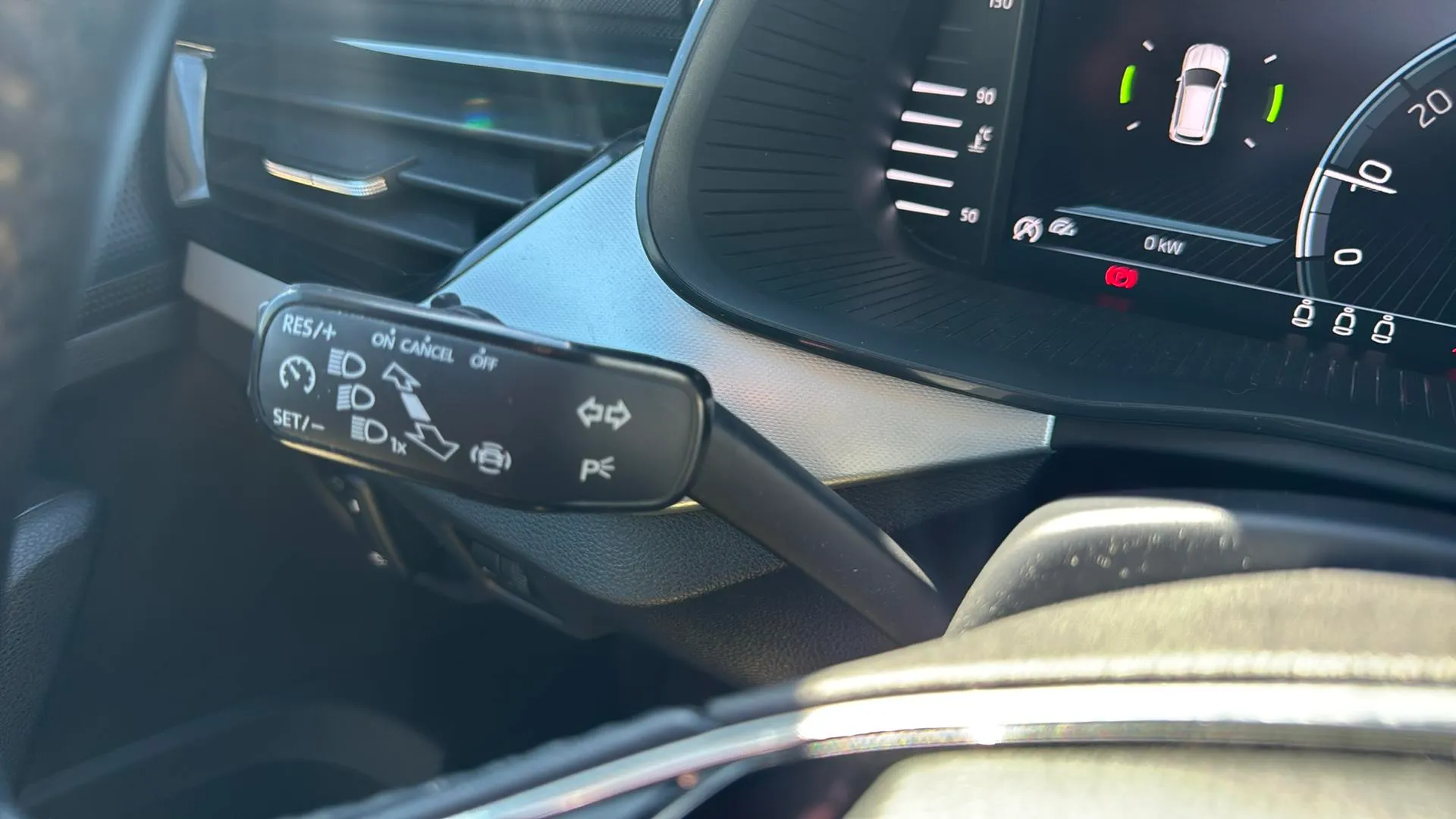 Škoda Kamiq 1.5 TSI Selection - foto 16