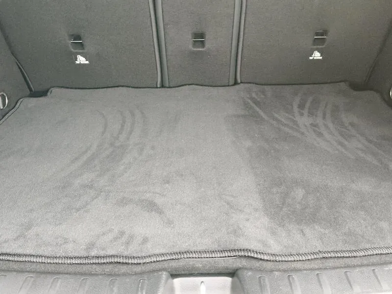 Mercedes-Benz GLA 180 - foto 36