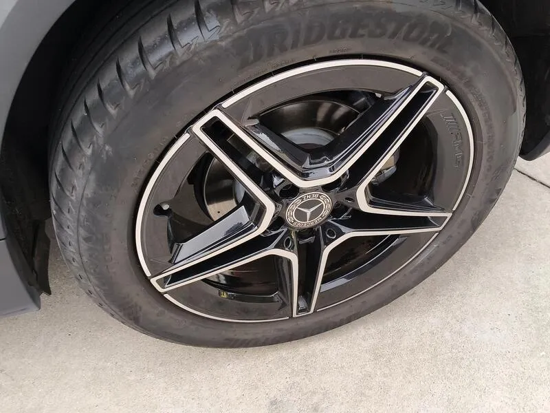 Mercedes-Benz GLA 180 - foto 47