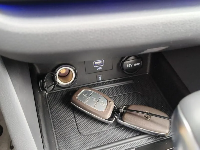 Hyundai Ioniq 1.6 GDI HEV Tecno - foto 15