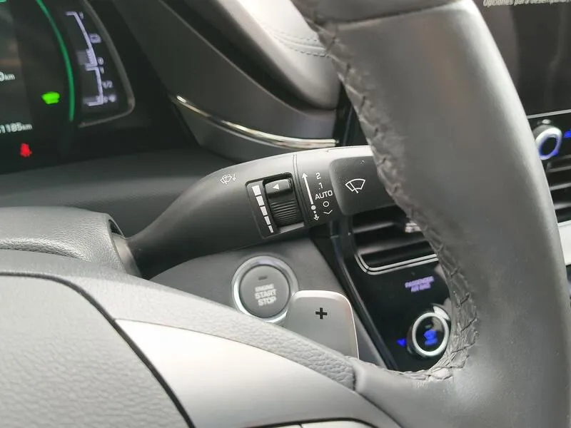 Hyundai Ioniq 1.6 GDI HEV Tecno - foto 25