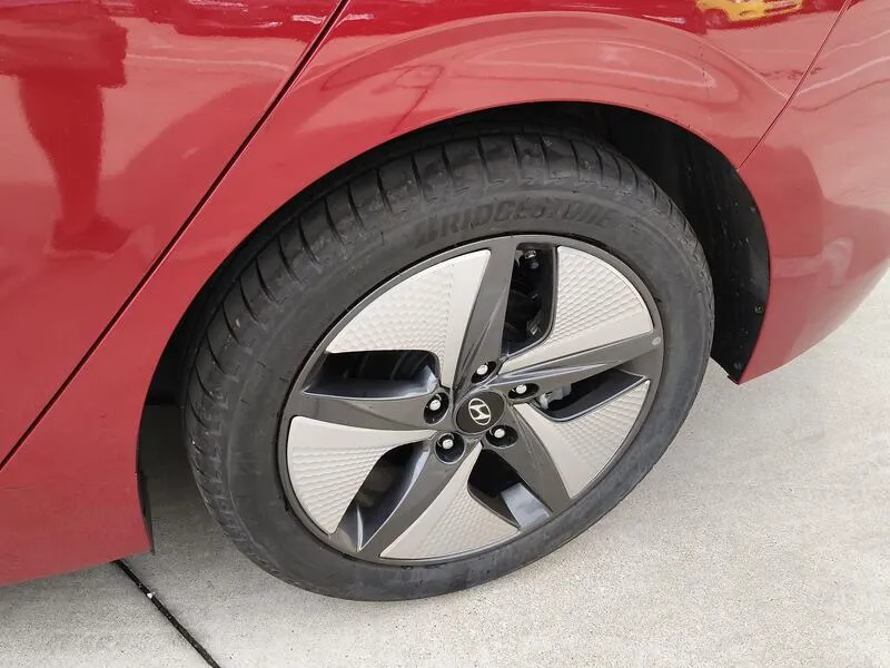Hyundai Ioniq 1.6 GDI HEV Tecno - foto 46
