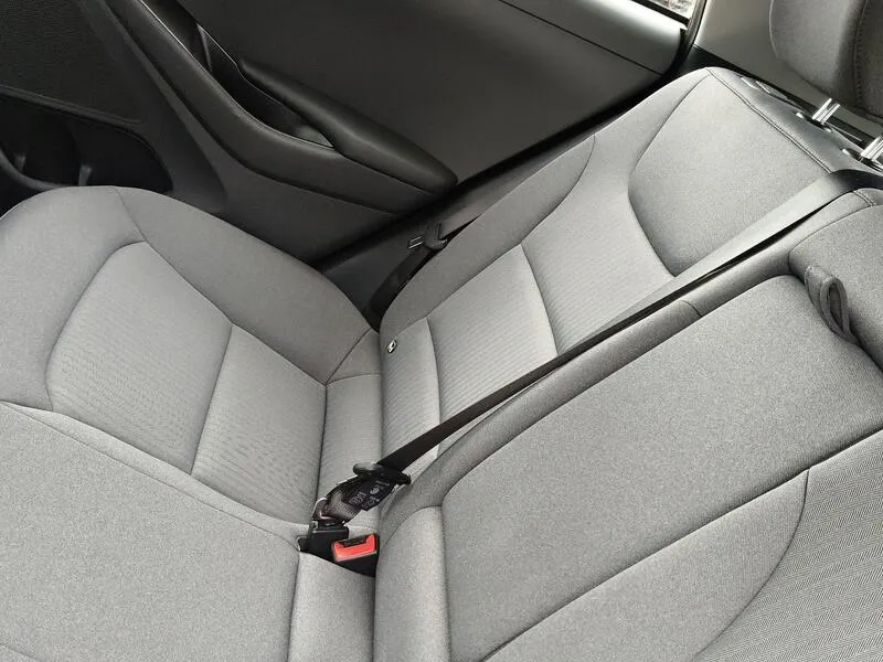 Hyundai Ioniq 1.6 GDI HEV Tecno - foto 33