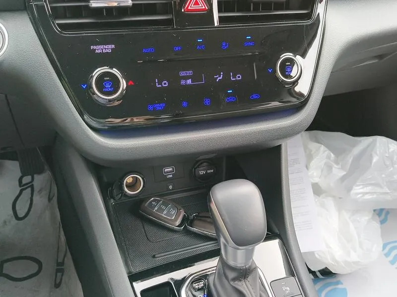 Hyundai Ioniq 1.6 GDI HEV Tecno - foto 12
