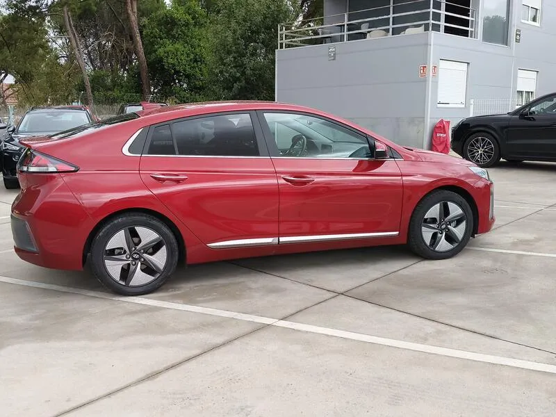 Hyundai Ioniq 1.6 GDI HEV Tecno - foto 7