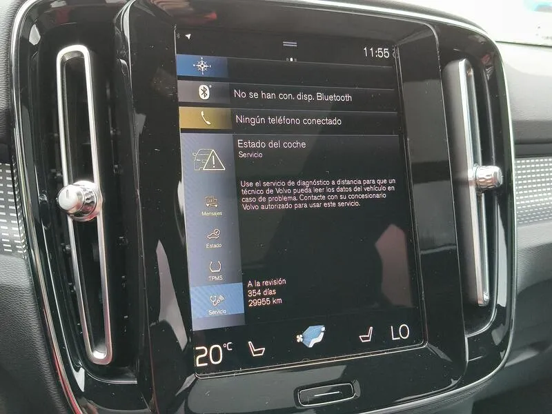 Volvo XC40 2.0 B4 G AWD R-Design - foto 19