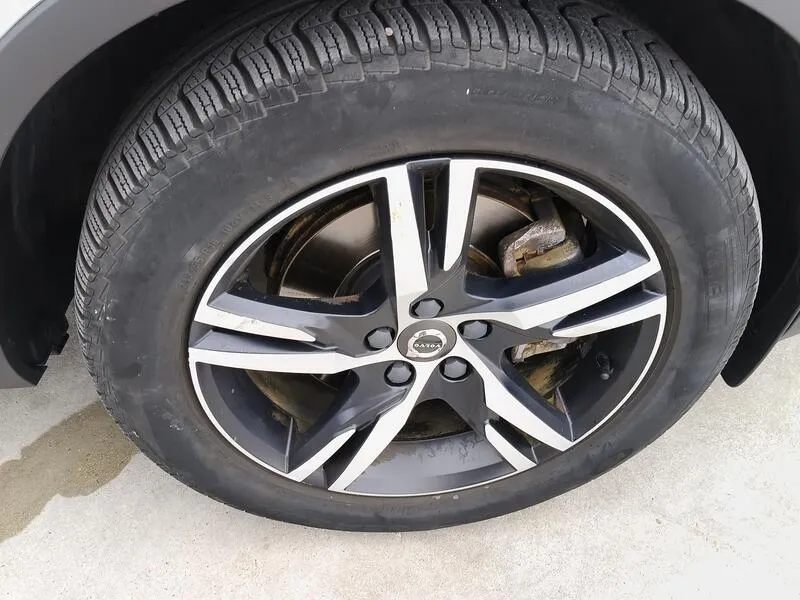 Volvo XC40 2.0 B4 G AWD R-Design - foto 43