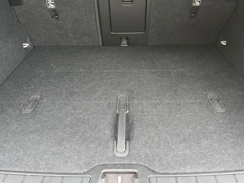 Volvo XC40 2.0 B4 G AWD R-Design - foto 36