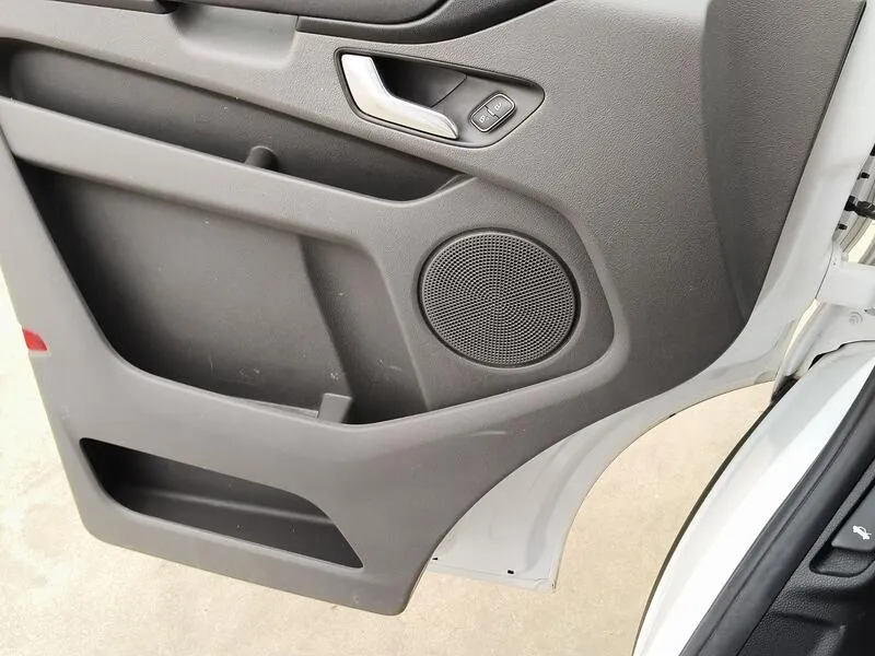 Ford Transit Custom 2.0 TDCi 300 L1 Trend - foto 24