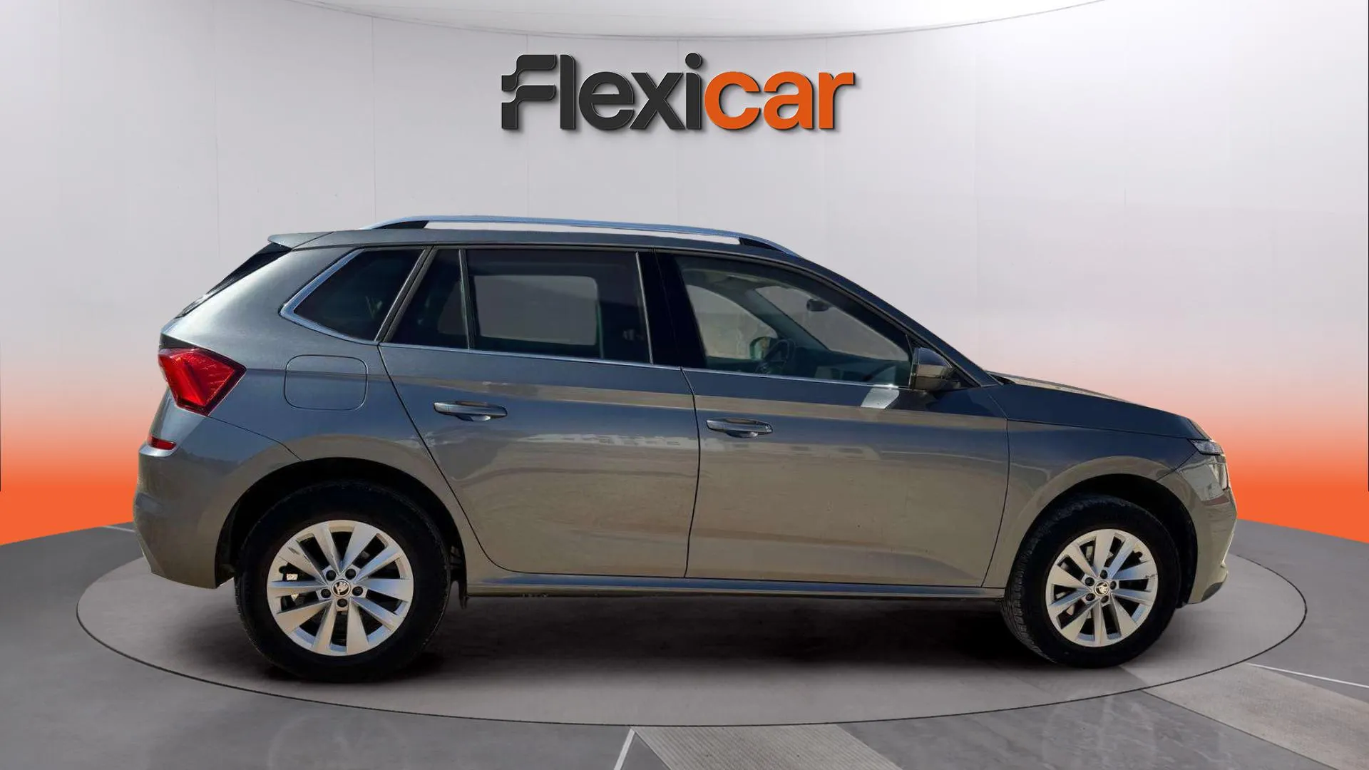 Škoda Kamiq 1.5 TSI Selection - foto 8
