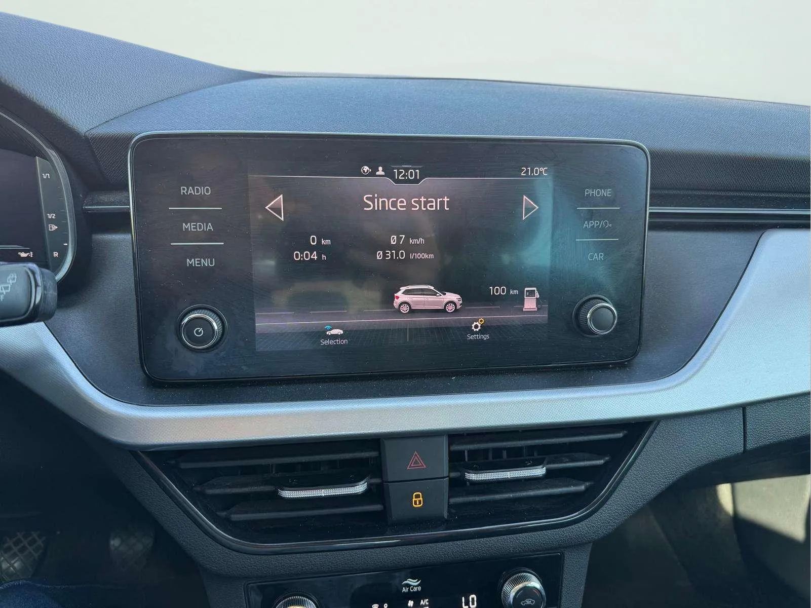 Škoda Kamiq 1.5 TSI Selection - foto 20