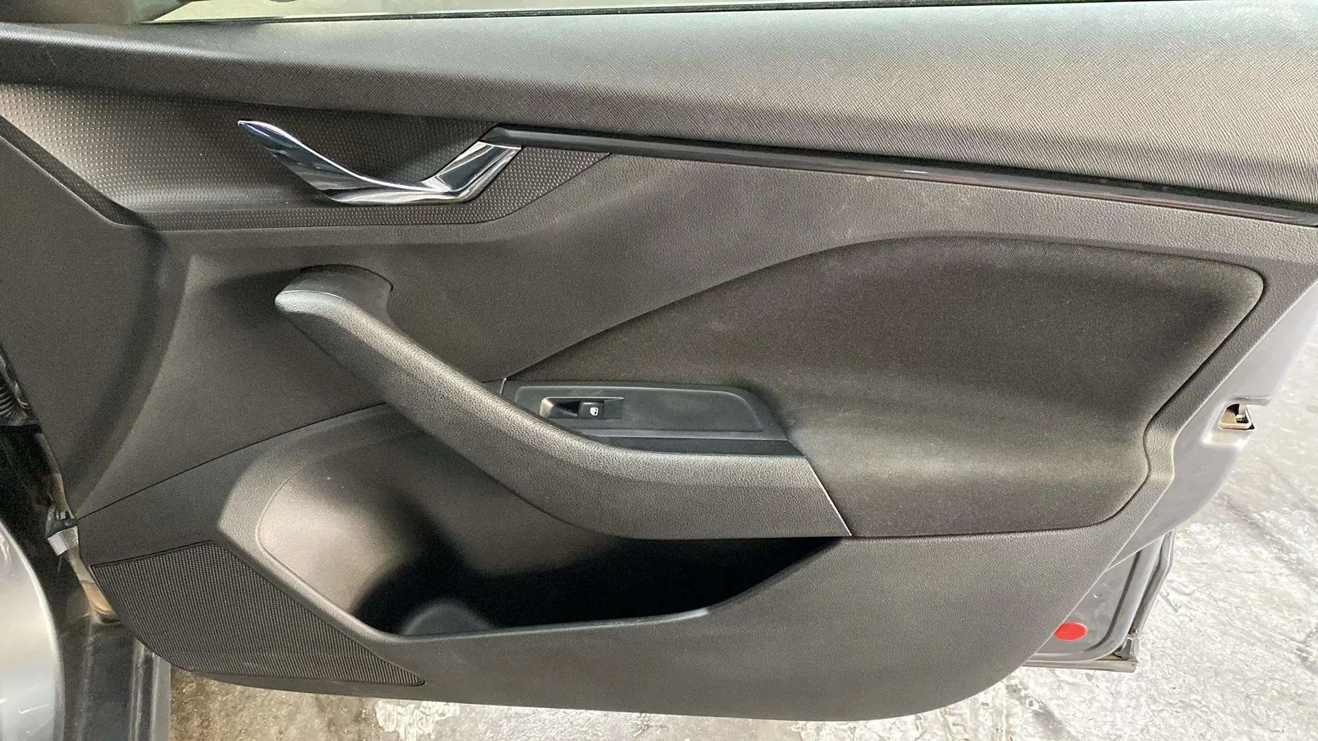 Škoda Kamiq 1.5 TSI Selection - foto 19