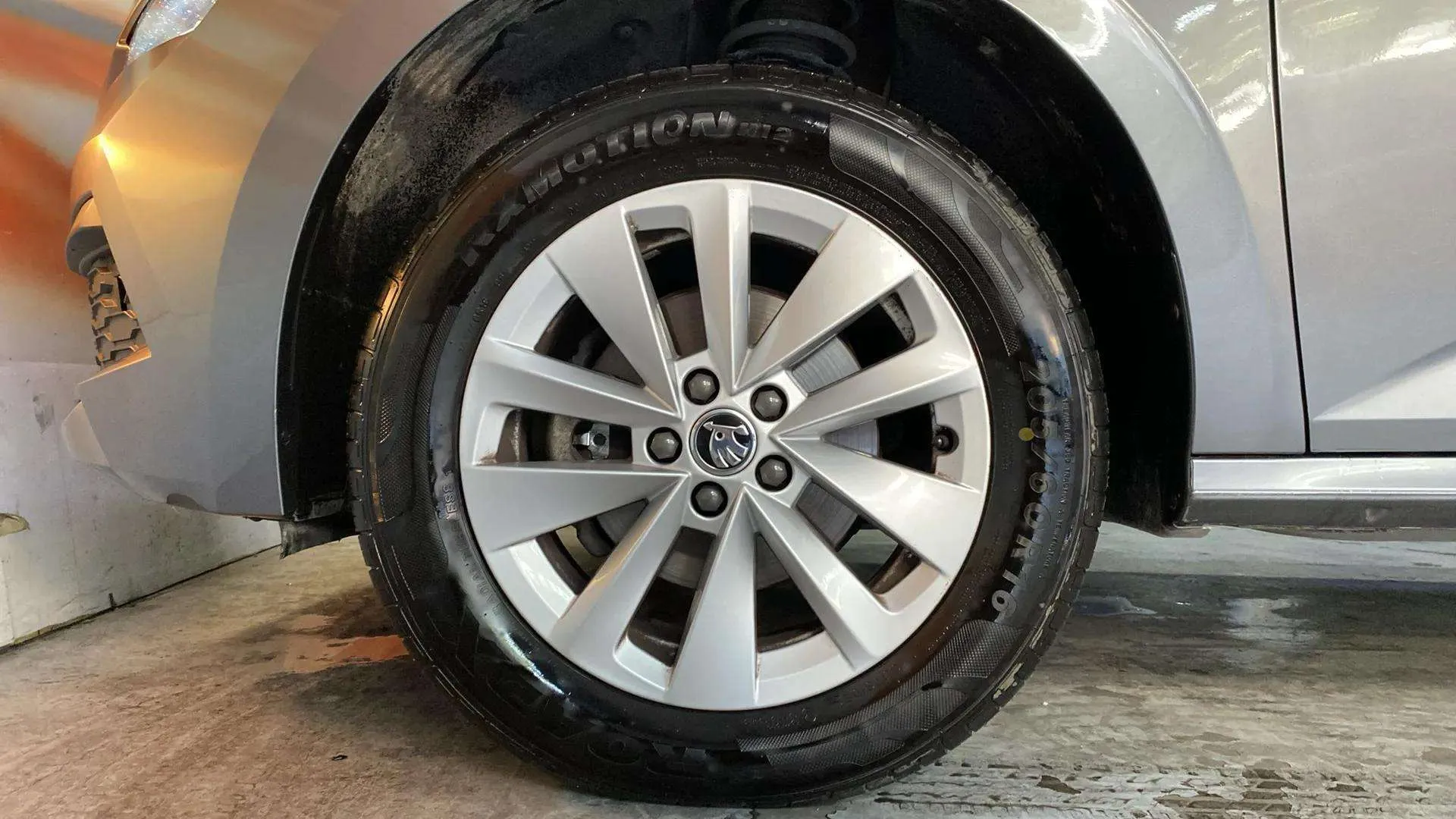Škoda Kamiq 1.5 TSI Selection - foto 21