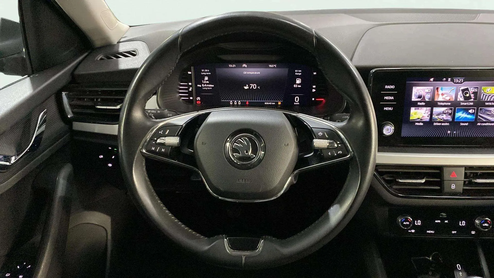 Škoda Kamiq 1.5 TSI Selection - foto 15