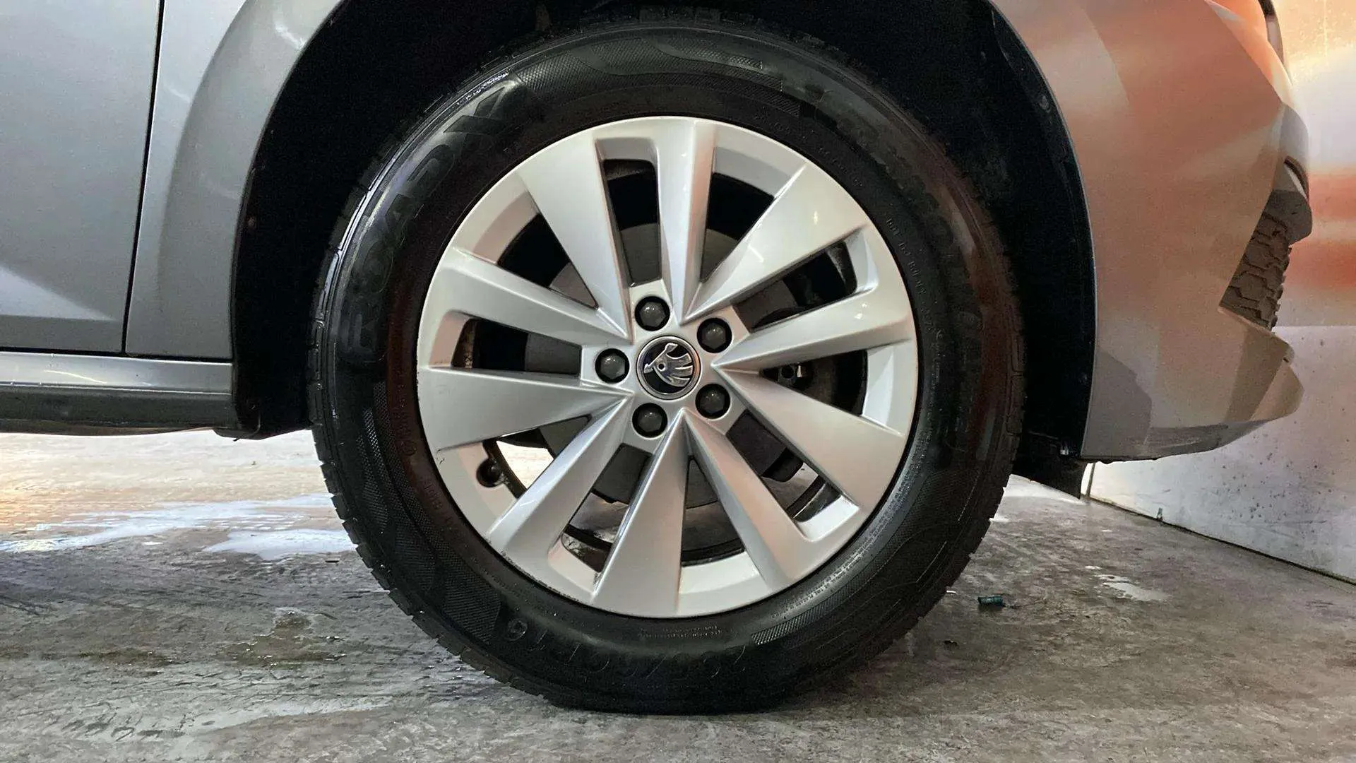 Škoda Kamiq 1.5 TSI Selection - foto 20