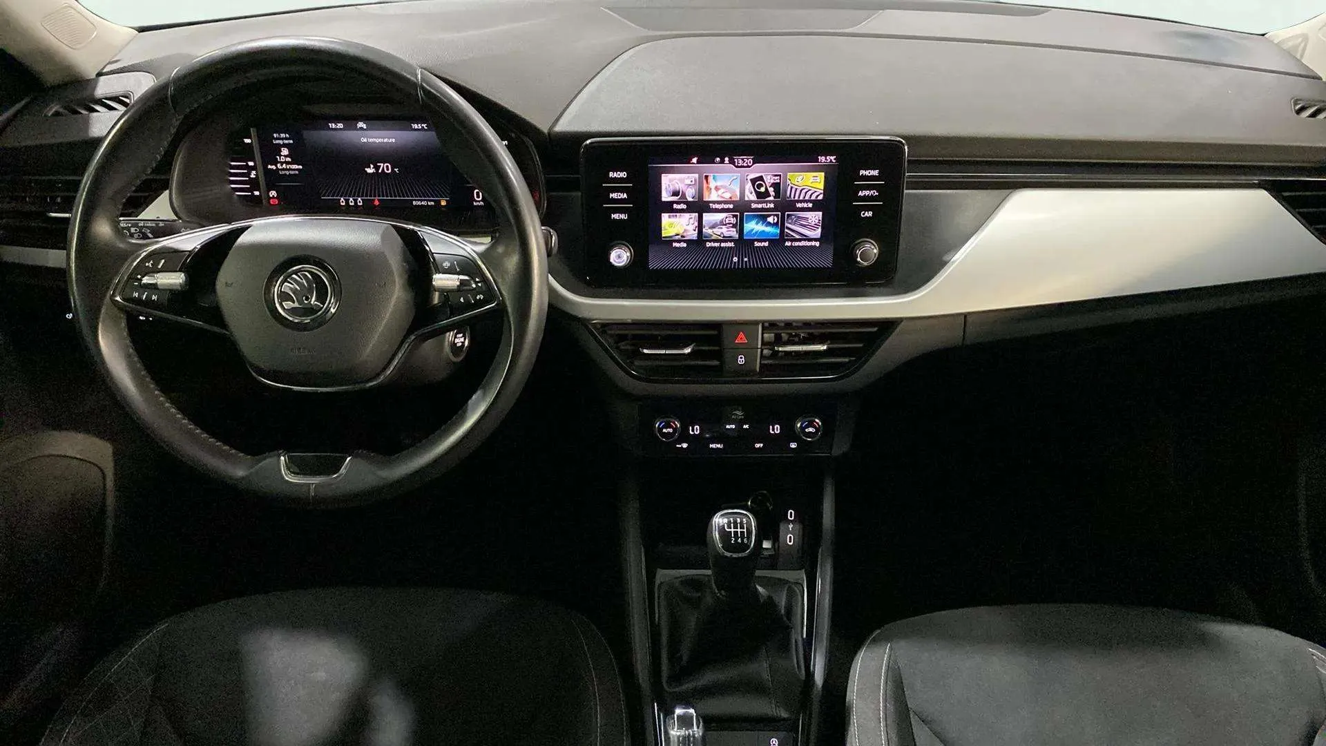 Škoda Kamiq 1.5 TSI Selection - foto 11
