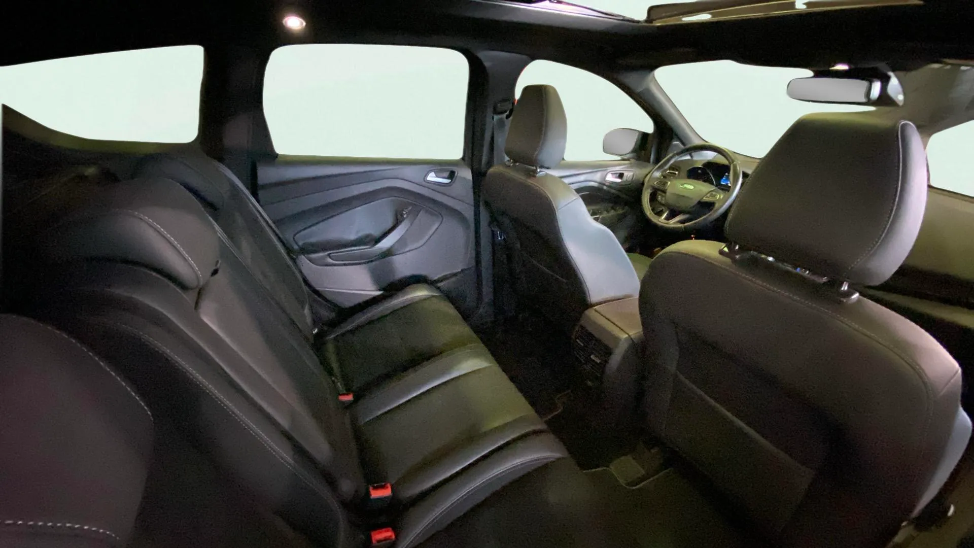 Ford Kuga 1.5 EcoBoost 180 4x4 A-S-S ST-Line - foto 15