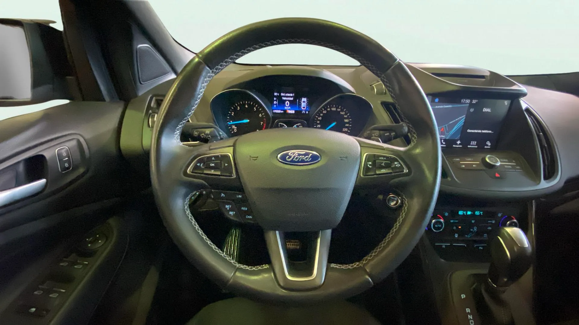 Ford Kuga 1.5 EcoBoost 180 4x4 A-S-S ST-Line - foto 19