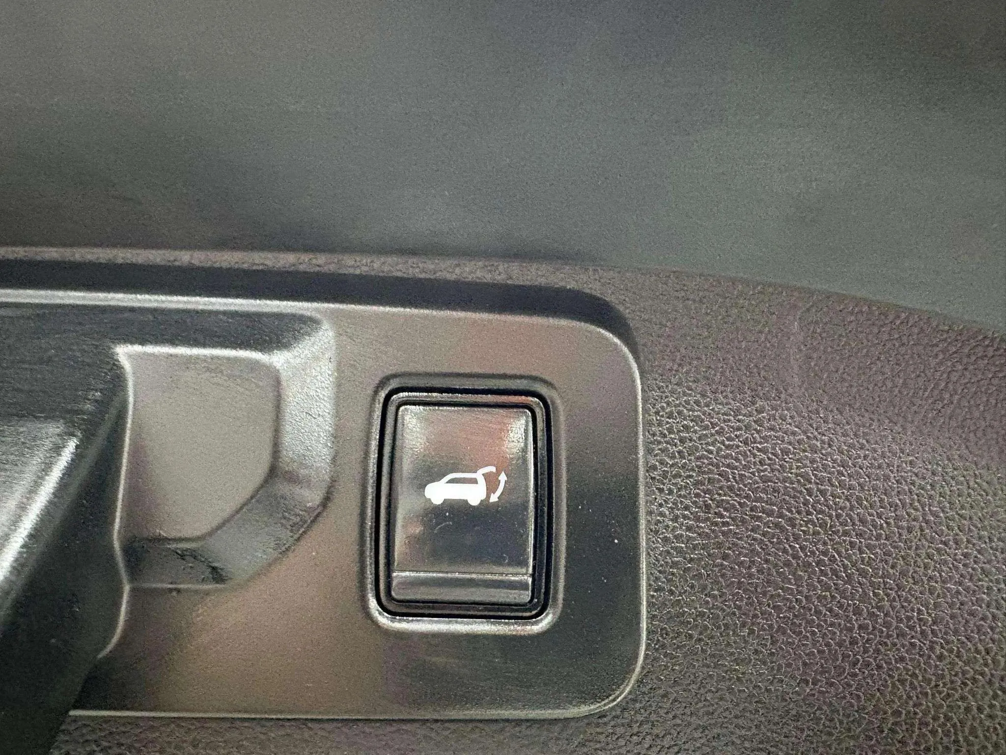 Renault Austral Techno Esprit Alpine E-Tech F Hybr - foto 19