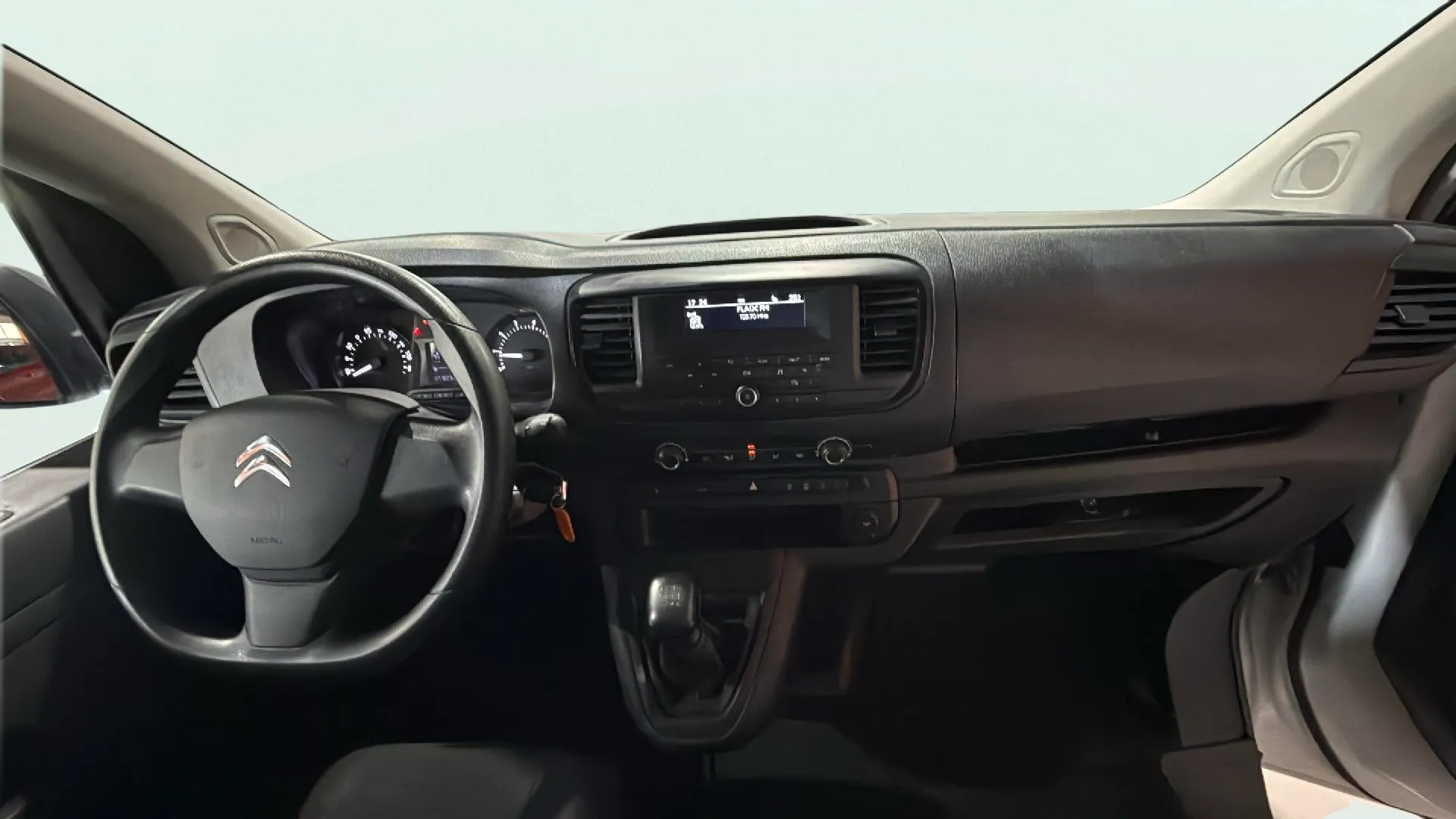 Citroën Jumpy DCab Abatible Talla M BlueHDi 120 - foto 10