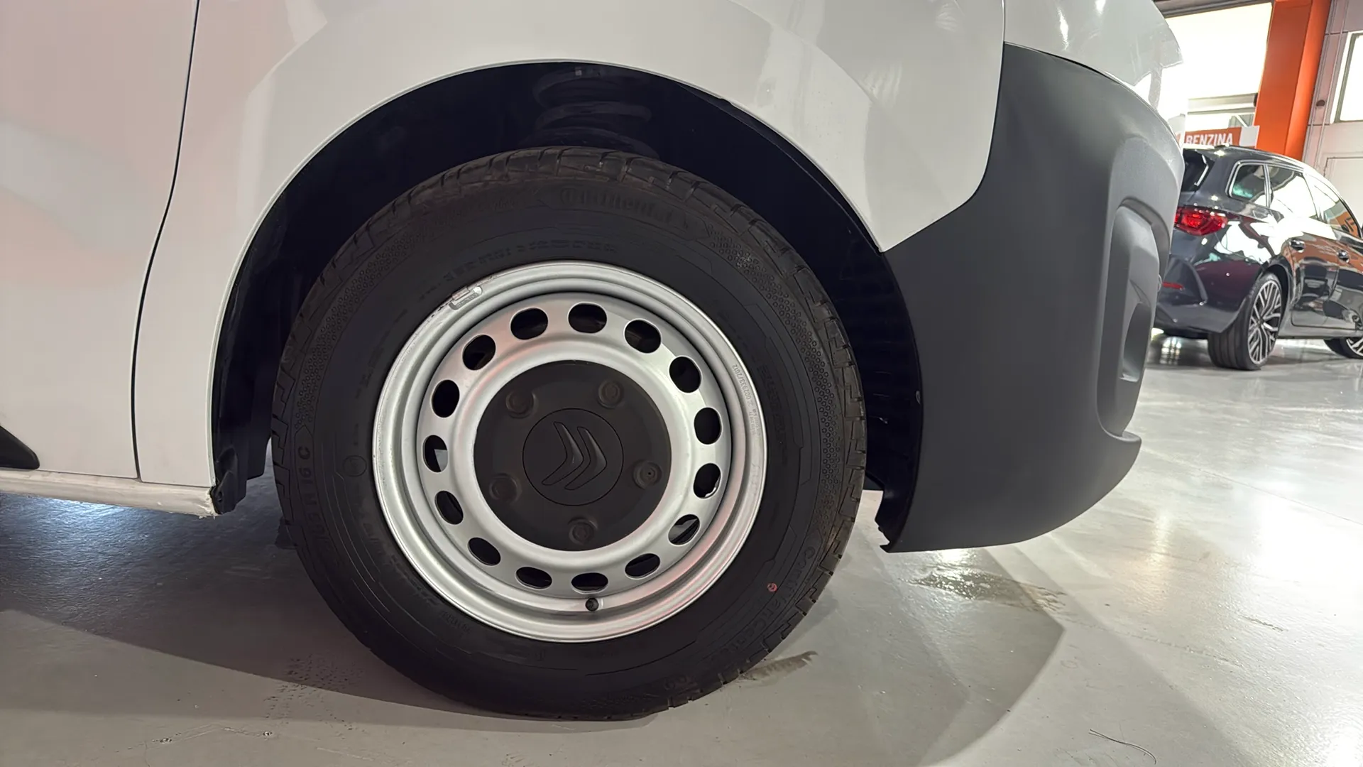 Citroën Jumpy DCab Abatible Talla M BlueHDi 120 - foto 27