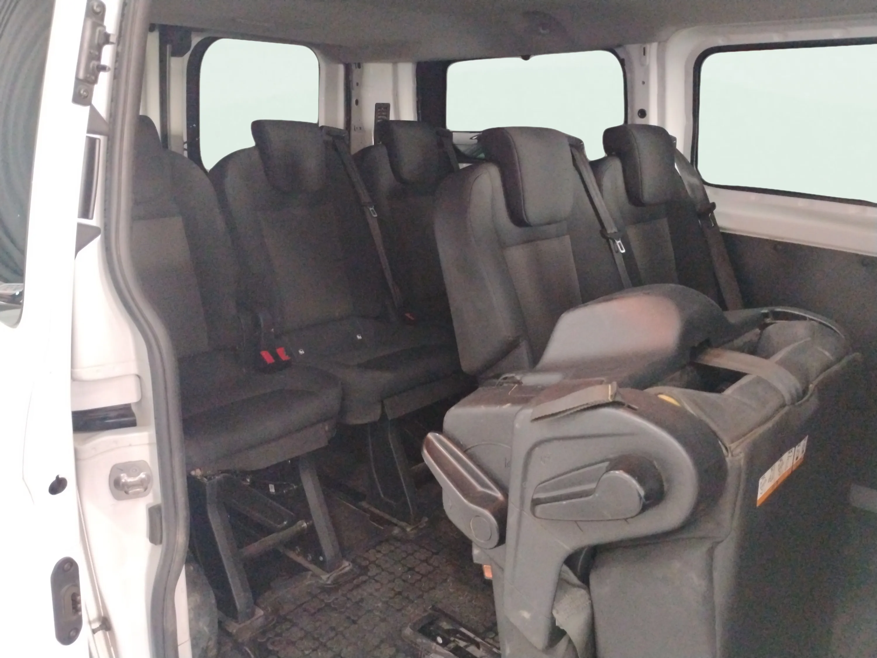 Ford Transit Custom Kombi 2.0 TDCi 320 L1 Ambiente - foto 14