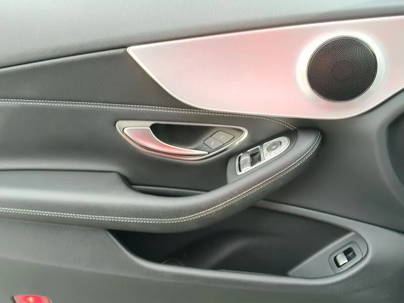 Mercedes-Benz Clase C 220 d - foto 33