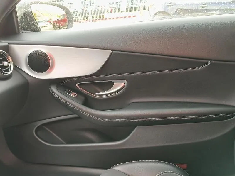 Mercedes-Benz Clase C 220 d - foto 20