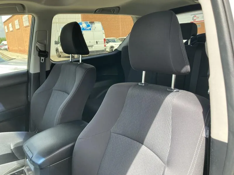 Toyota Land Cruiser 2.8 D-4D VXL - foto 12